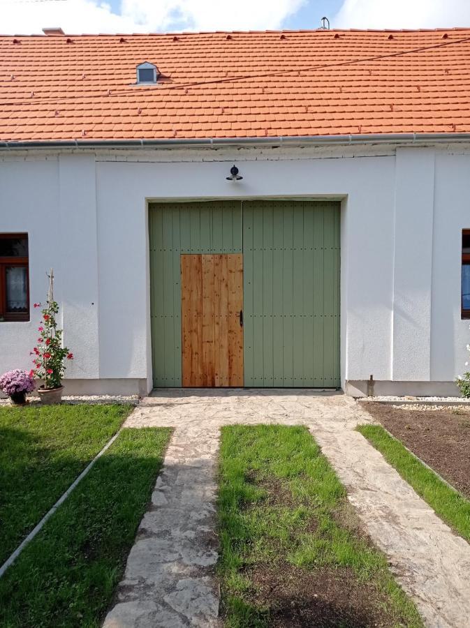 400 Eves Haz Vendeghaz Koszegszerdahely